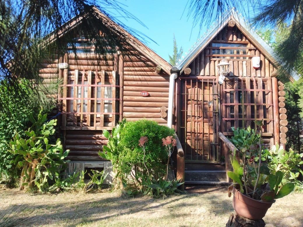 Cabaña en Frente a calle Guido Spano, esquina Güiraldes, Barrio San Cayetano